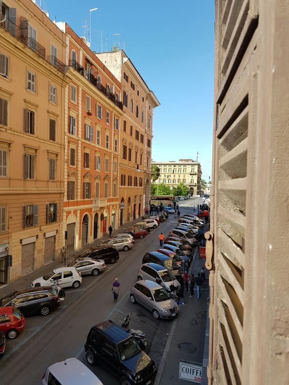 Charm Of Rome Bed & Breakfast Екстериор снимка